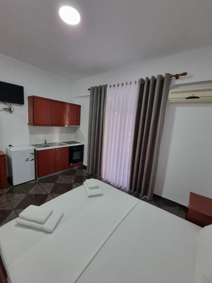 Ideal Apartments & Rooms Saranda Dış mekan fotoğraf